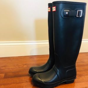 Black Matte Hunter Rainboot